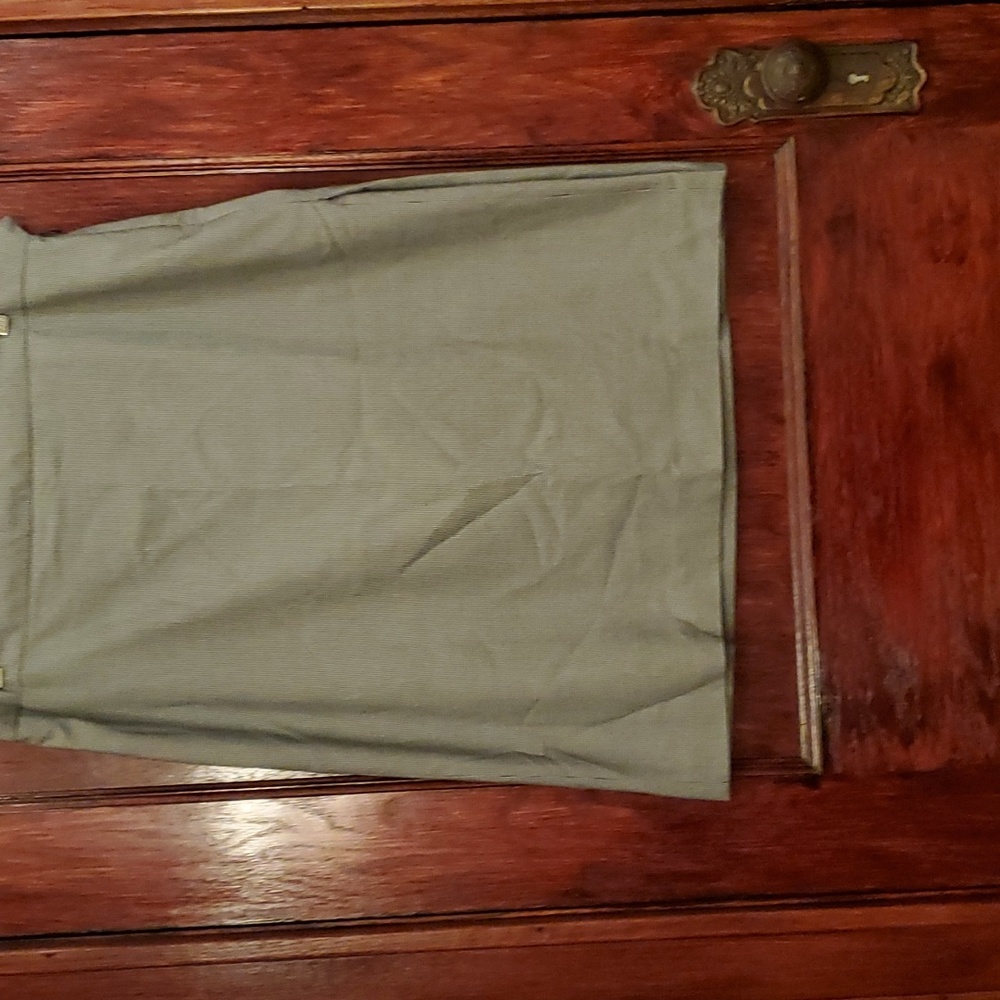 Max Studio Pencil skirt